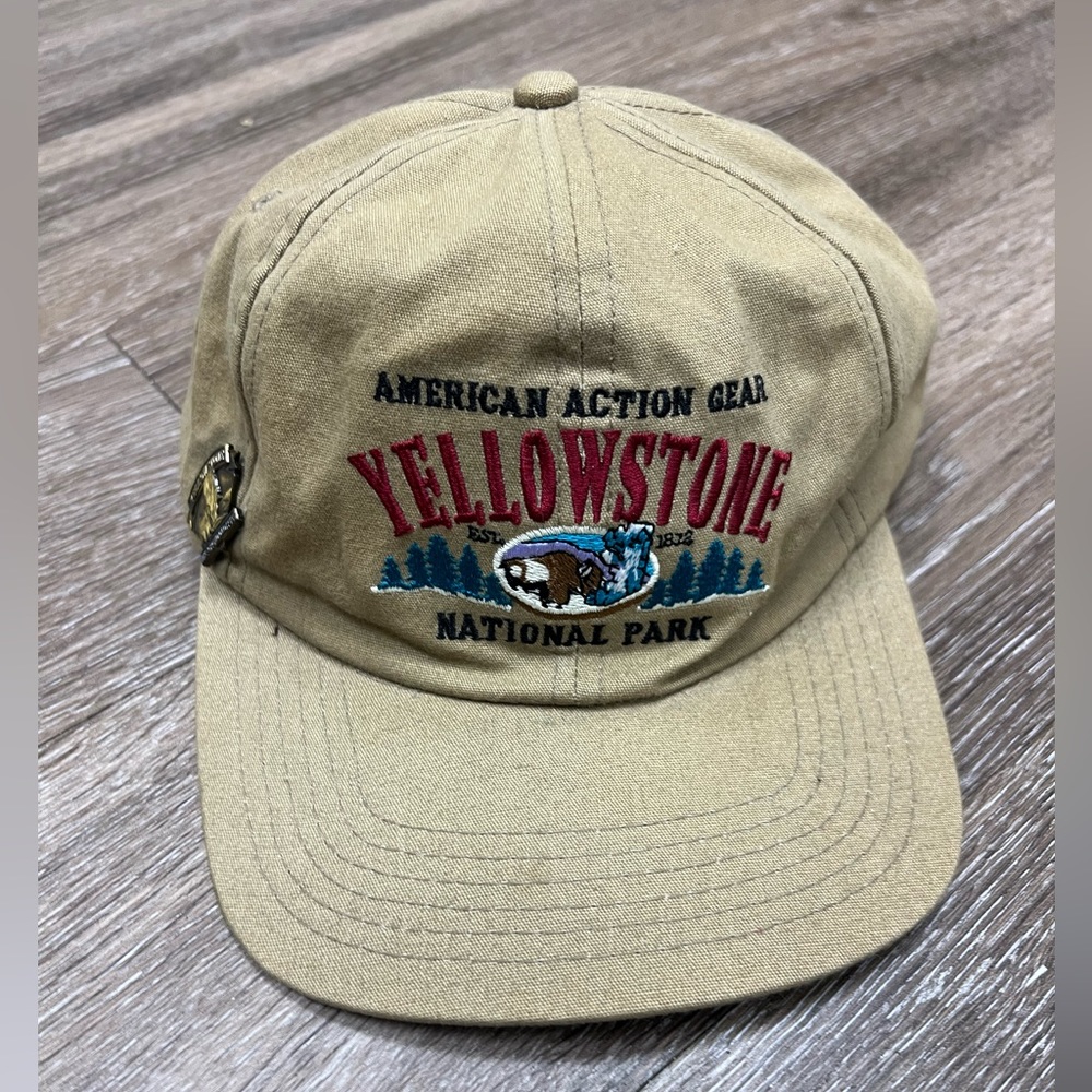 Vintage tan khaki colored Karol Western brand YELLOWSTONE NATIONAL PARK